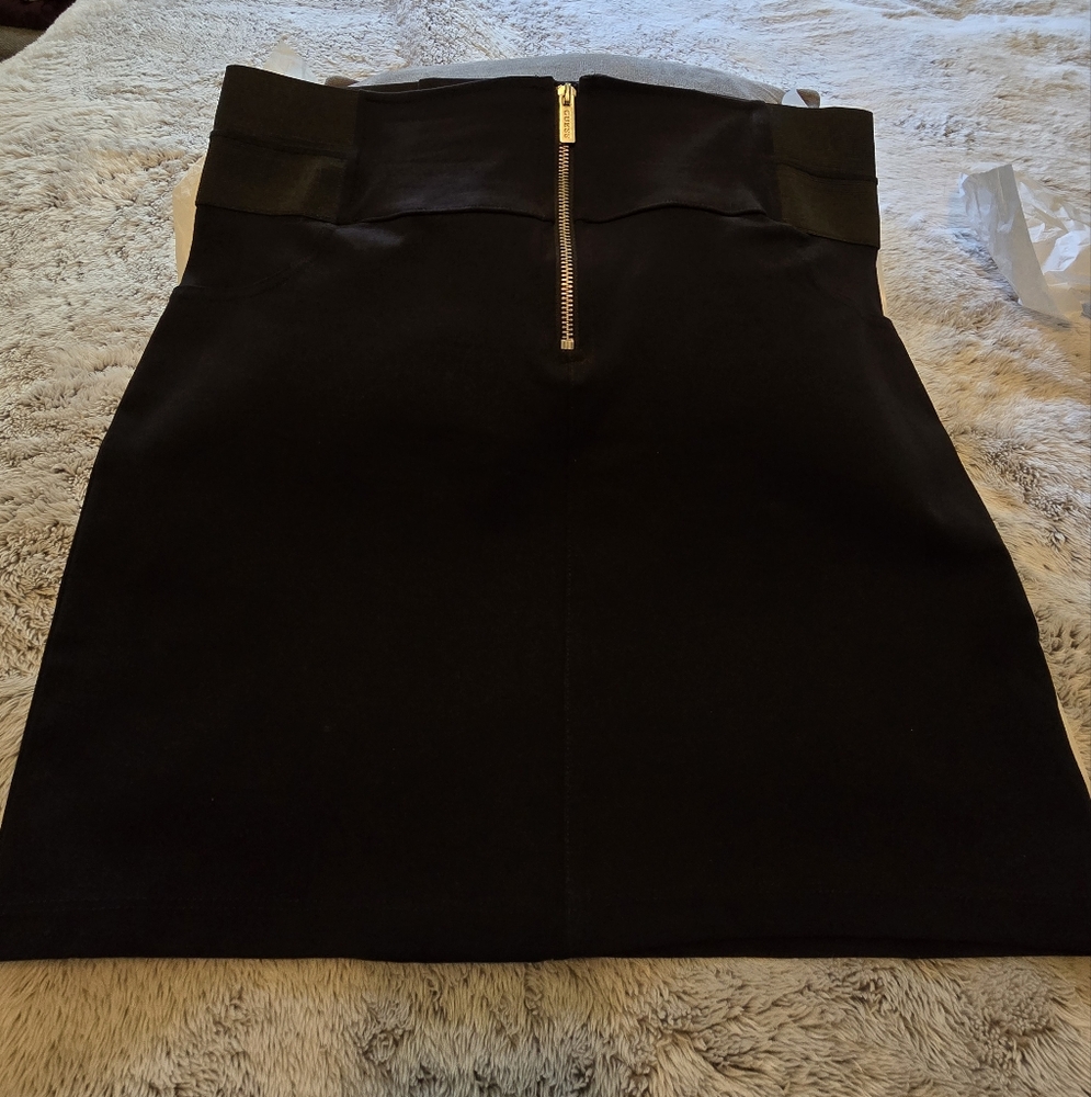 Guess Black and Gold Mini Pencil Skirt Size L